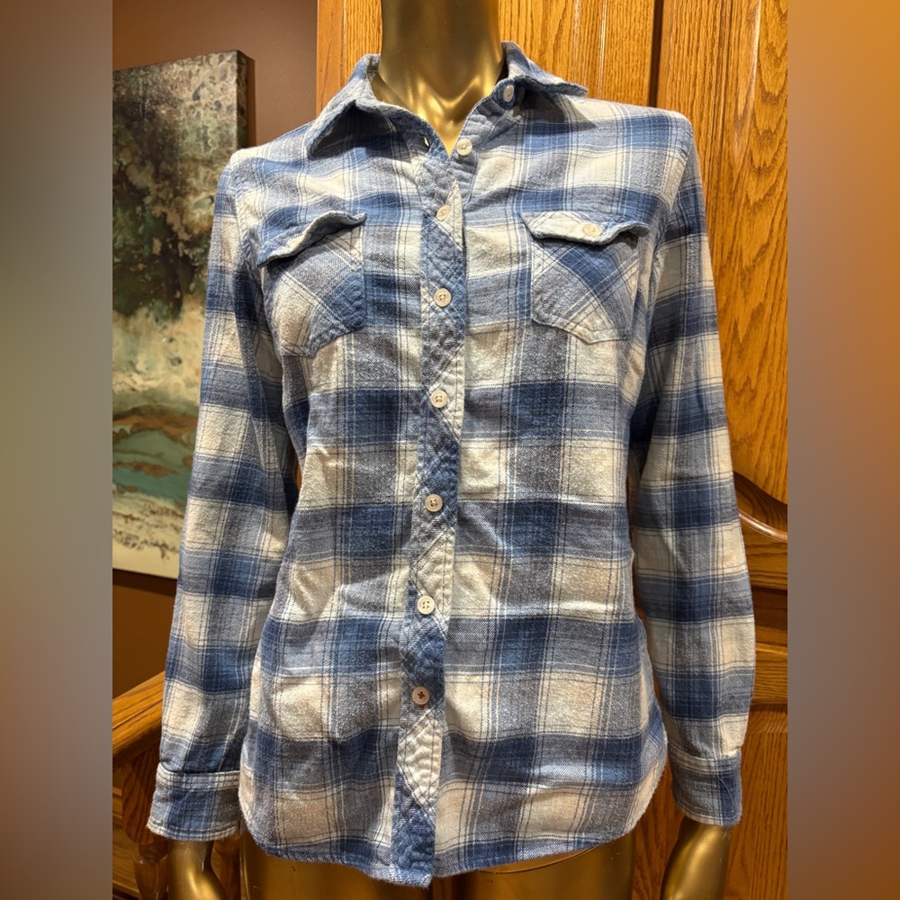 Weatherproof Blue and White Vintage Shirt
